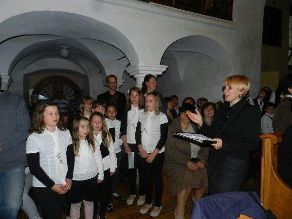 Koncert Dekliškega cerkvenega pevskega zbora